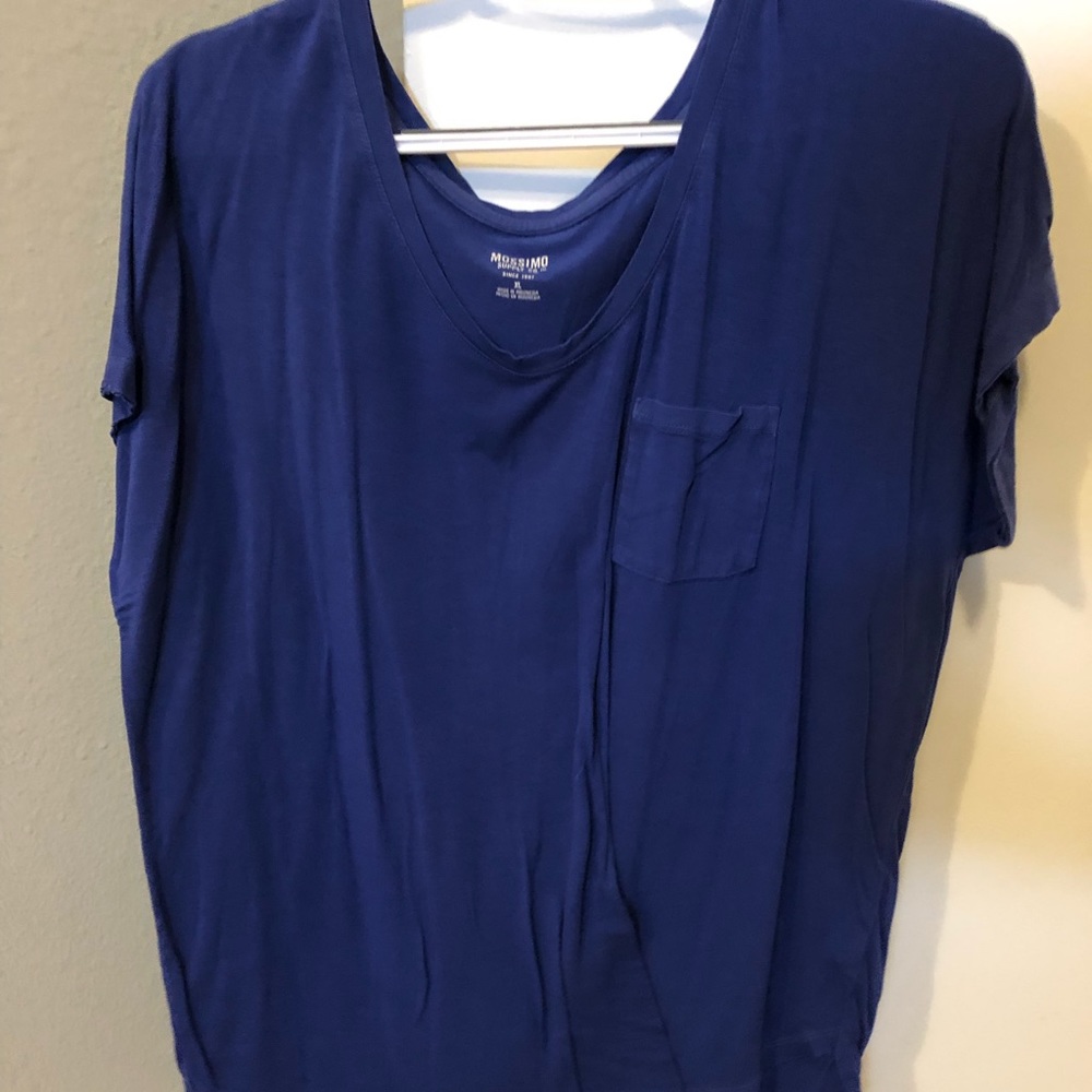 Blue t shirt